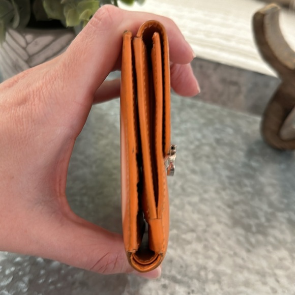 Salvatore Ferragamo Compact Wallet - Picture 5 of 11